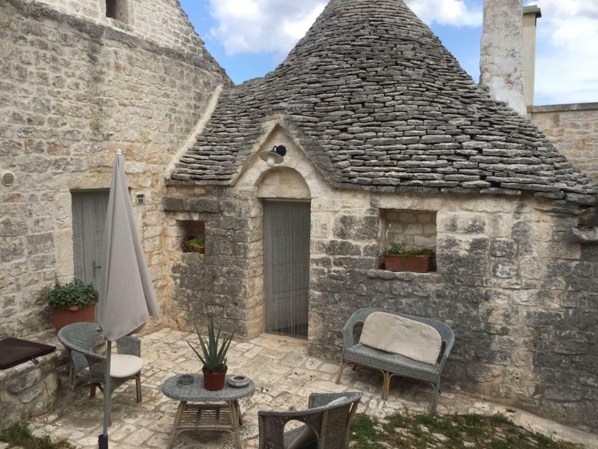 Trulli E Masseria Ianella Locorotondo Exterior photo